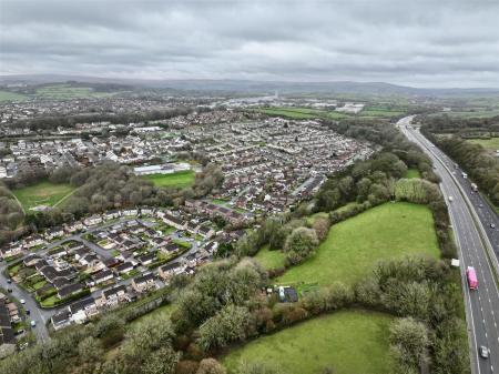 dji_fly_20260209_083308_0046_1770632236161_photo.j