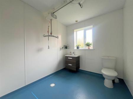 WET ROOM
