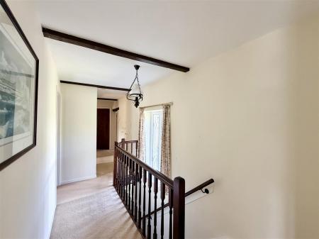 FIRST FLOOR LANDING