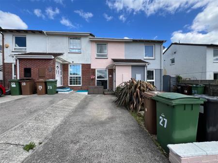 NEAL CLOSE, PLYMPTON, PLYMOUTH PL7 1YY