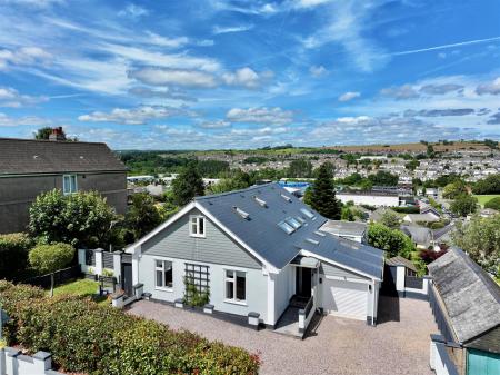 MERAFIELD ROAD, PLYMPTON, PLYMOUTH PL7 1SH