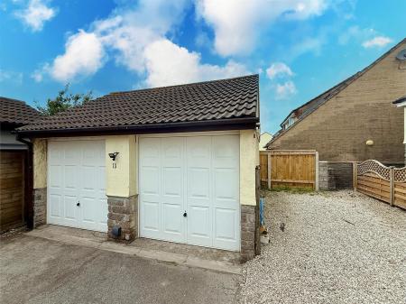 DETACHED GARAGE