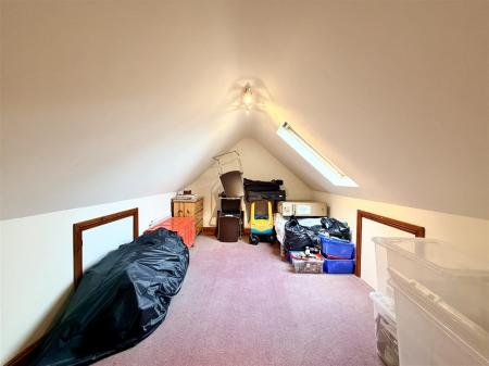 OFFICE/PLAY/HOBBY ROOM