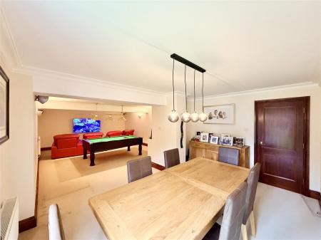 DINING ROOM/GAMES/CINEMA ROOM