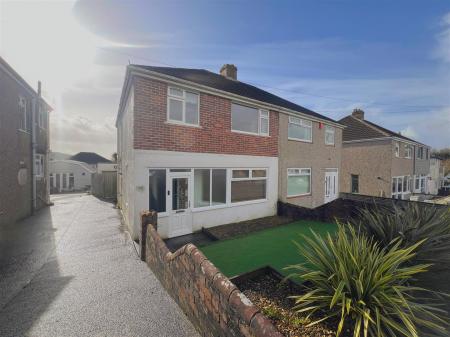 WOODFORD AVENUE