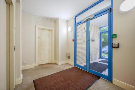 3_Flat 2 Holyrood Manor.jpg