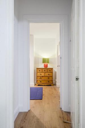 4_Flat 2 Holyrood Manor.jpg