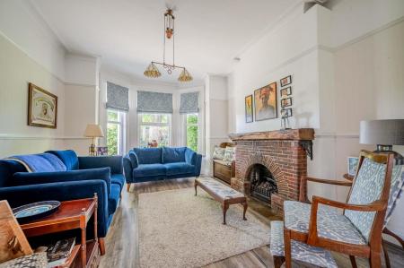 8_8 Belmont Park.jpg