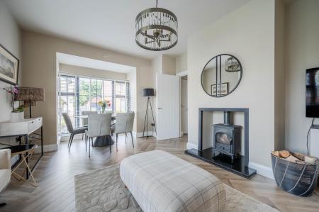 10 Bracken Hill Square_9.jpg