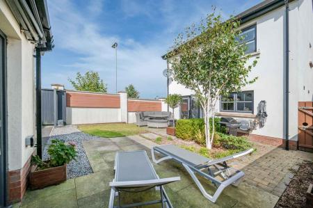 10 Bracken Hill Square_36.jpg