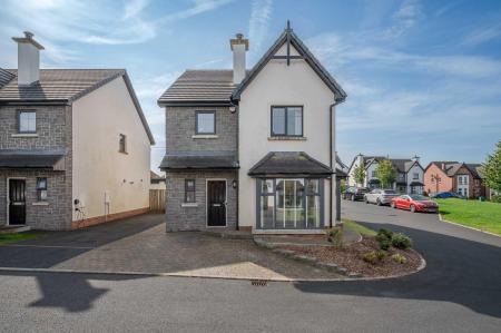 10 Bracken Hill Square_2.jpg