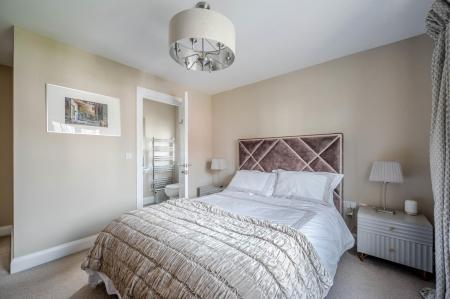 10 Bracken Hill Square_27.jpg