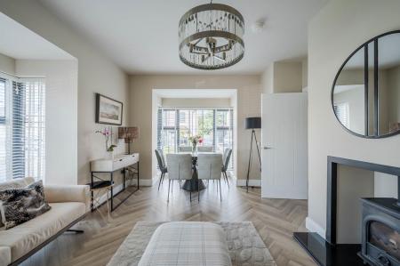 10 Bracken Hill Square_10.jpg