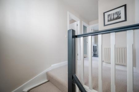 10 Bracken Hill Square_24.jpg