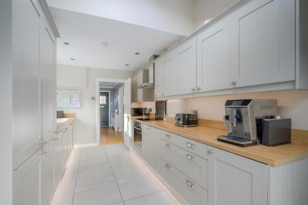 20-5 Norwood Ave.jpg