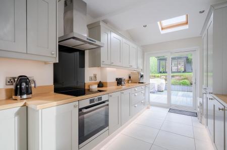 19-5 Norwood Ave.jpg