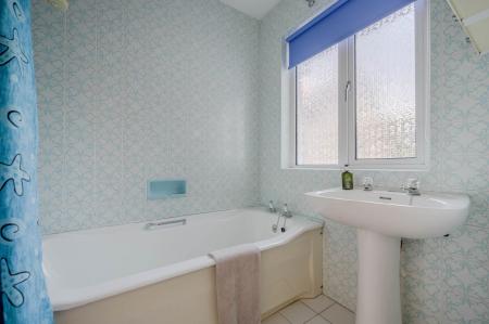 16-25 Tweskard Park.jpg