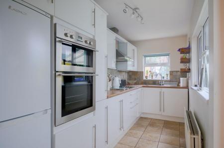 13-125 Upper Newtownards Rd.jpg