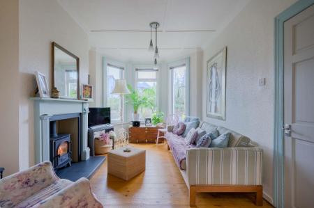 8-125 Upper Newtownards Rd.jpg