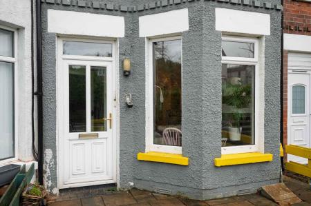 4-125 Upper Newtownards Rd.jpg