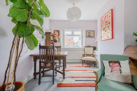 9-63 Larkfield Road.jpg