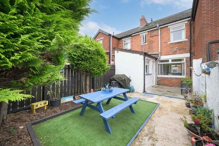 27-63 Larkfield Road.jpg