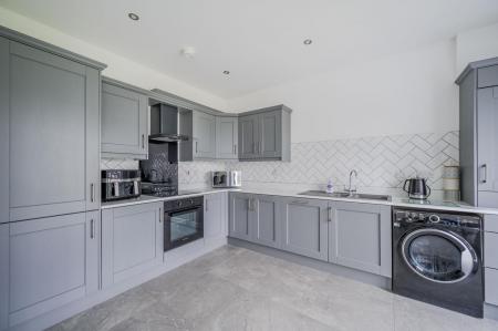 41 Balmoral Rd_13.jpg