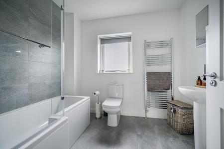 41 Balmoral Rd_27.jpg