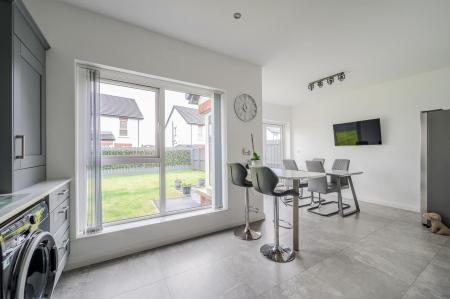 41 Balmoral Rd_14.jpg