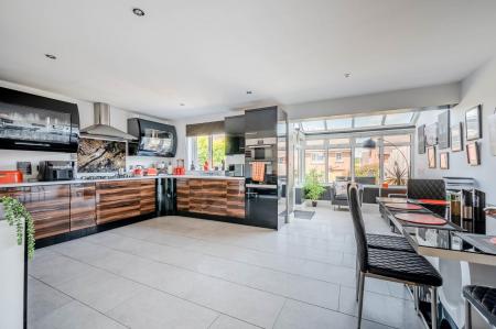 10 Ardvanagh Court_14.jpg