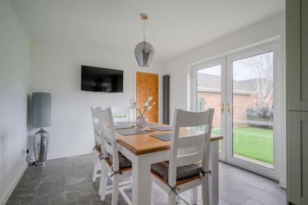 20-14 Dunkeld Park.jpg