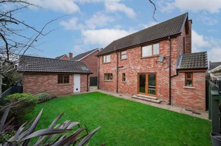 34-14 Dunkeld Park.jpg