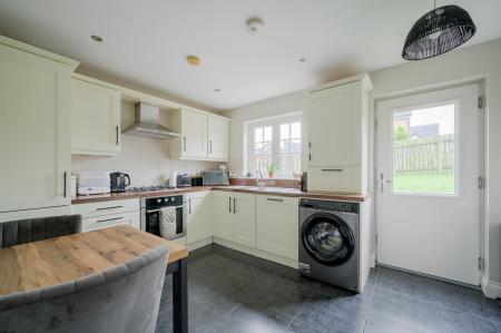 13-18 Tullynagardy Ave.jpg