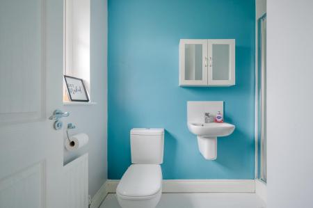 20-18 Tullynagardy Ave.jpg