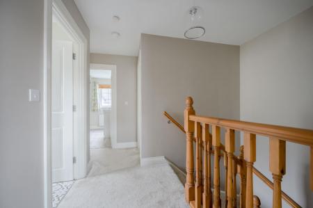 22-18 Tullynagardy Ave.jpg