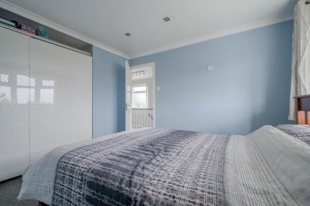 20-18 Cranley Green.jpg