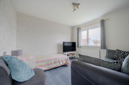 21-18 Cranley Green.jpg