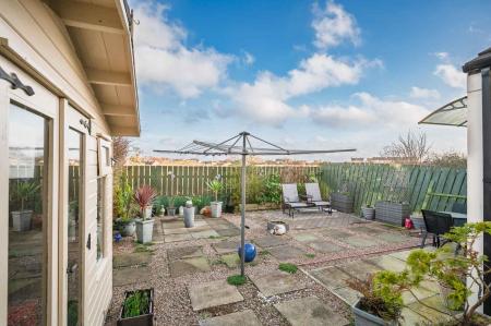 25-20 Birch Cres.jpg