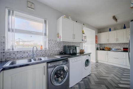 11-20 Birch Cres.jpg