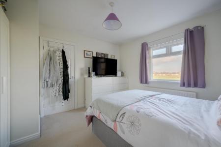 20-20 Birch Cres.jpg