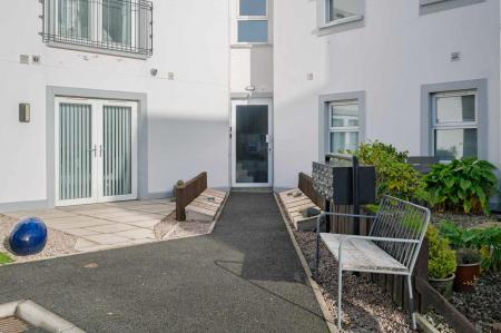 6-1 Chaplin Gate.jpg