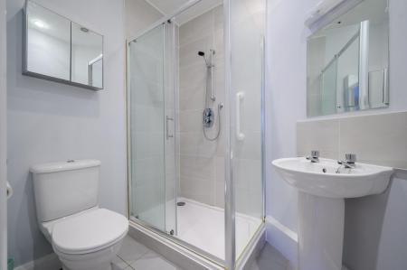 21-1 Chaplin Gate.jpg