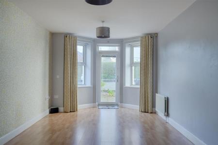 11-1 Chaplin Gate.jpg