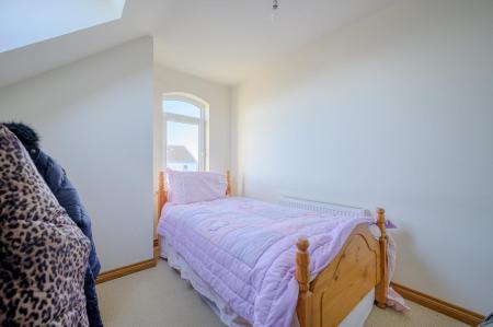 37-5 Shandon Court.jpg