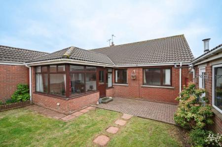 22-3 Erindee Ave.jpg