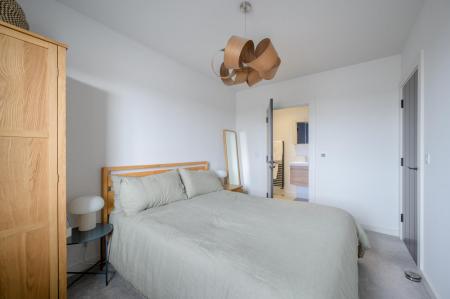 32-28 Fourth Ave.jpg