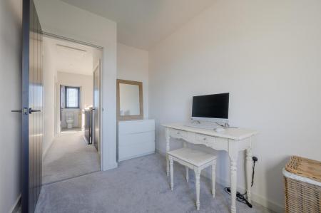 25-28 Fourth Ave.jpg