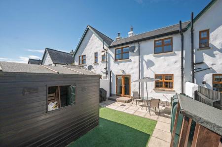 31-8 Drumfad Ave.jpg