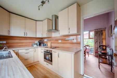 15-1 Rannoch Rd.jpg