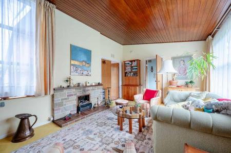 10-1 Rannoch Rd.jpg